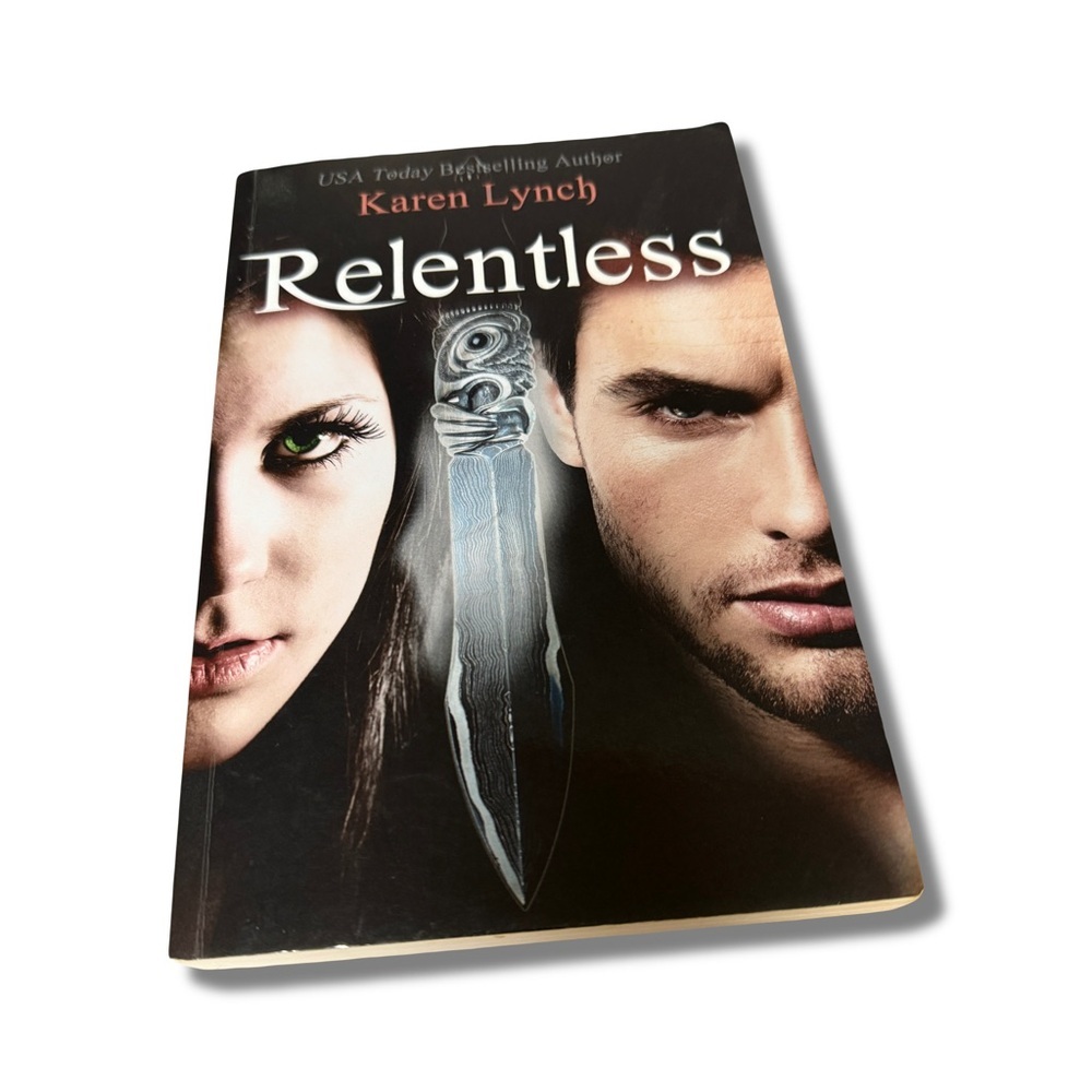 Relentless by Karen Lynch (2014, Trade Paperback)